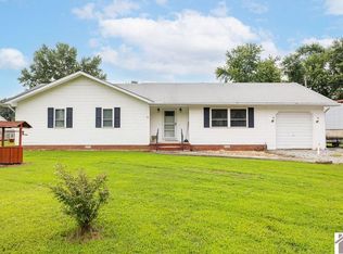94 Browns Grove Rd, Murray, KY 42071
