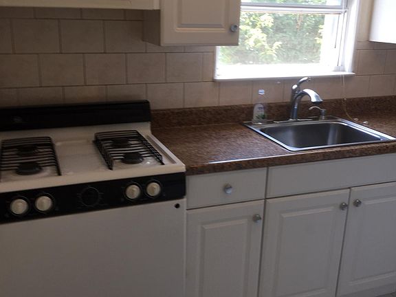 2nd image of 1583 E 66th St Floor 2