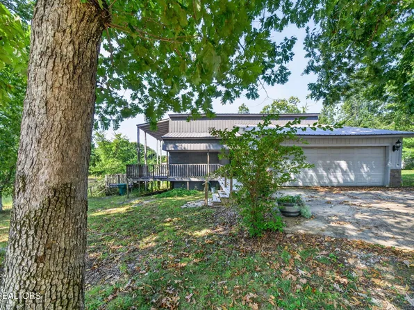 104 Mena Ln, Crossville, TN 38572