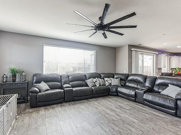 4th image of 513 Alessandria Place