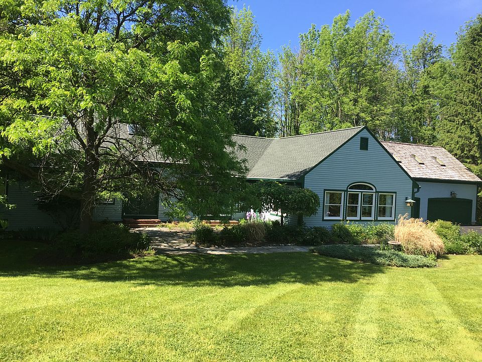 1st image of 3 Graywood Ln #Pvt