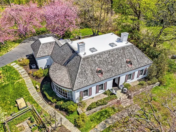 1735 Ashbourne Rd, Elkins Park, PA 19027