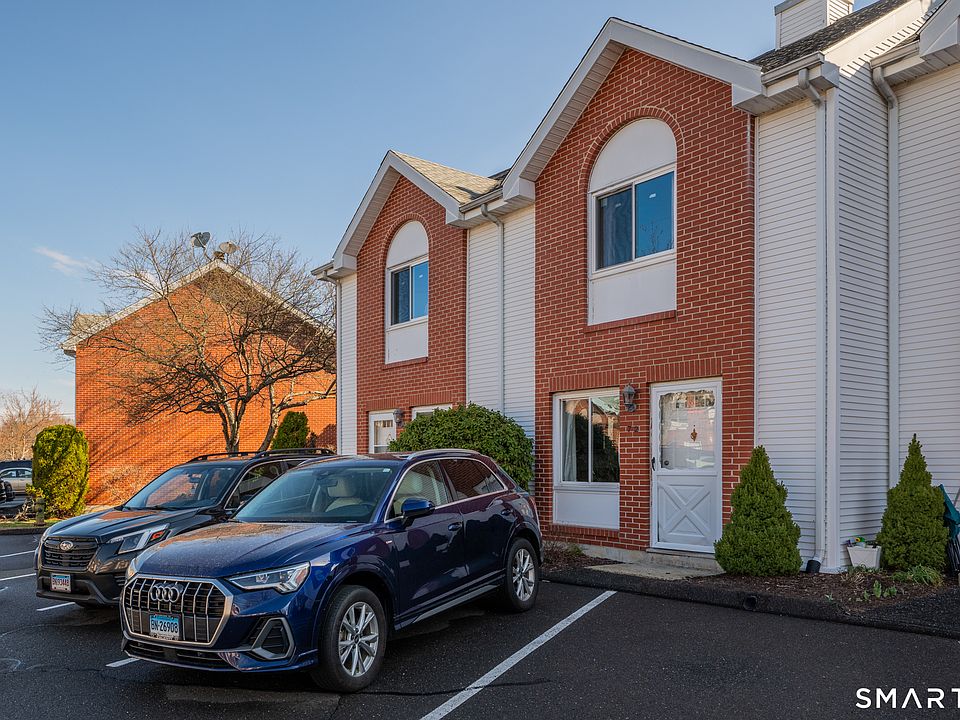 1st image of 585 Park Road #7-2