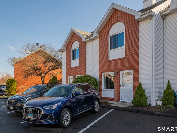 585 Park Road #7-2, Waterbury, CT 06708