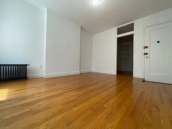 2nd image of 1601 York Ave APT 2B