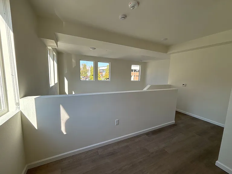 401 UNION — Photo 142