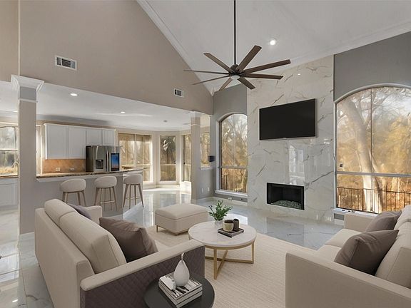 5th image of 225 Freedom Ct