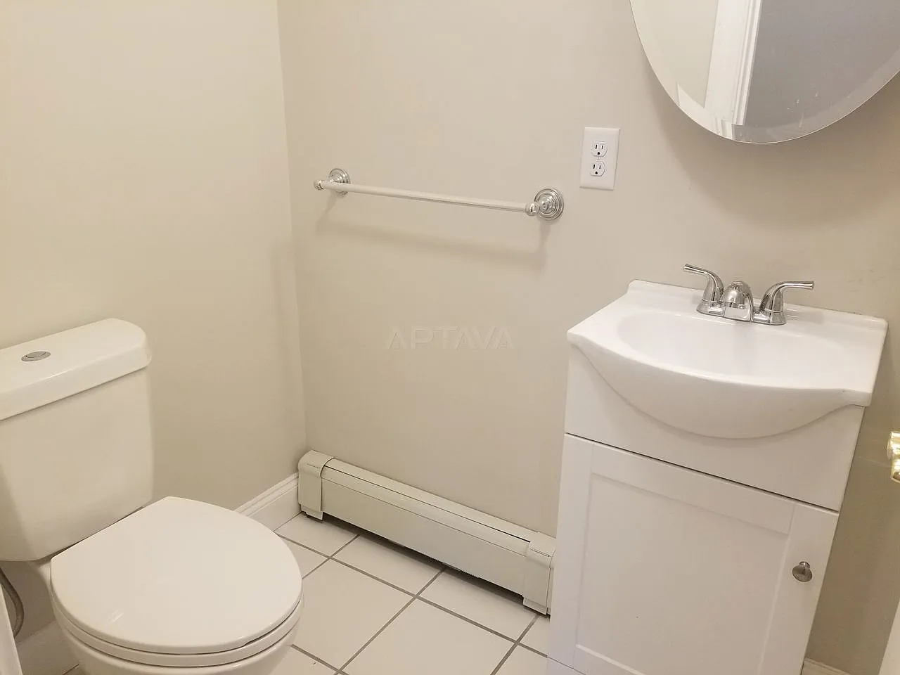 4 bed, $5,200 — Photo 4
