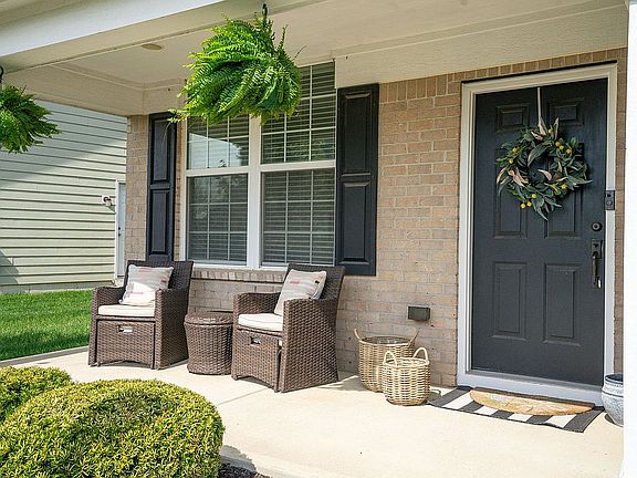4th image of 15835 Viking Meadows Dr