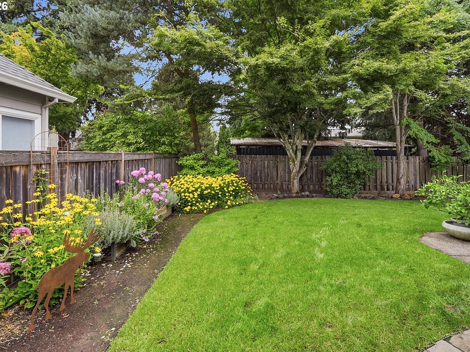 2nd image of 17940 SW 109th Ave