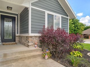 1309 S Appomattox Avenue, Republic, MO 65738