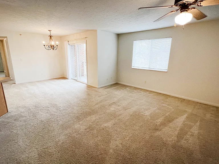 Walton Ridge Apartments — Photo 36