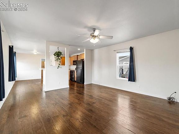 5th image of 10547 Audrey St #270