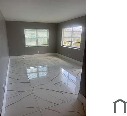 3rd image of 1021 NE 8th Ave APT 55