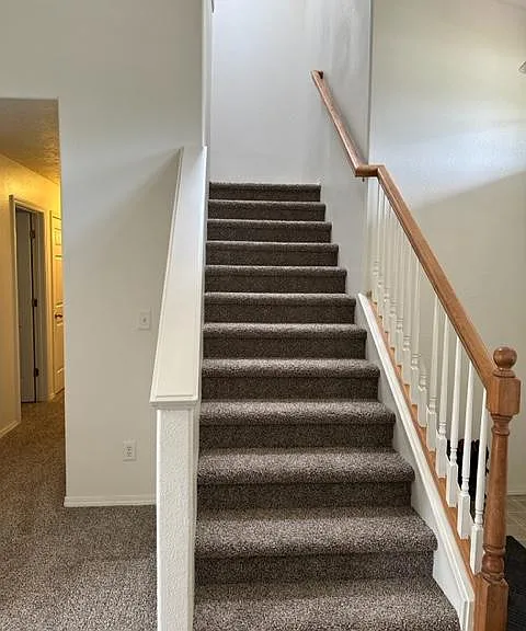 4823 Charmae St — Photo 10