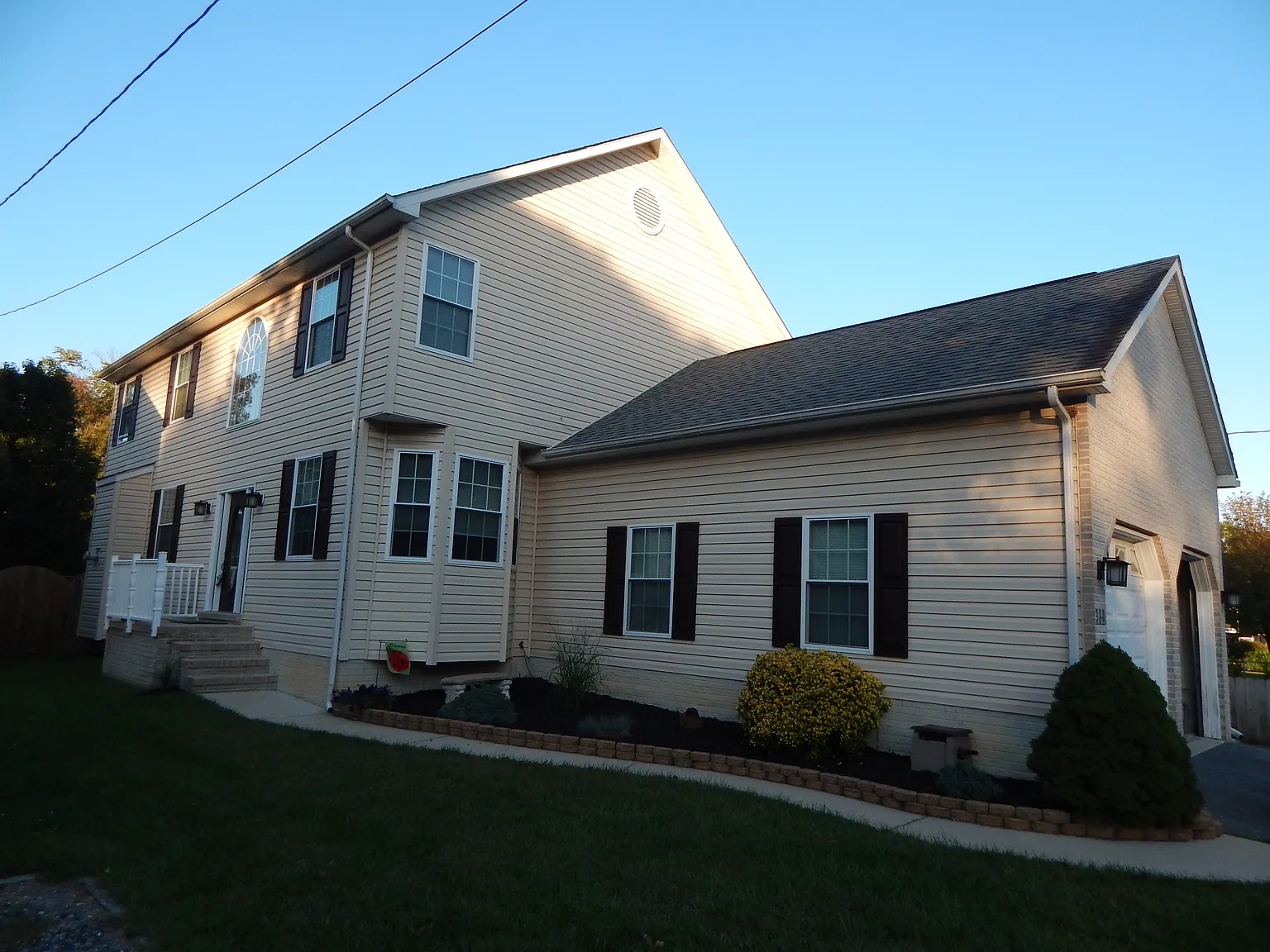 380 South Dr photo 1