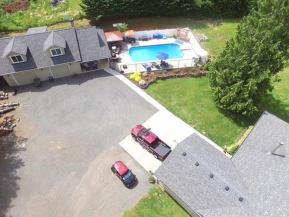 3rd image of 41716 NE Dobler Hill Rd