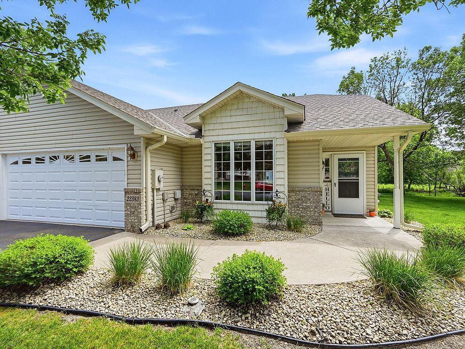 1st image of 22383 Evergreen Cir