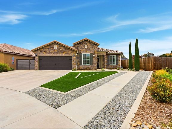 2nd image of 3636 E Meadow Court