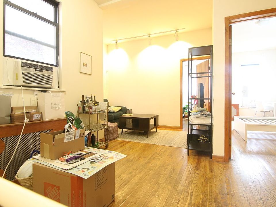 1st image of 172 W 81st St APT 4B