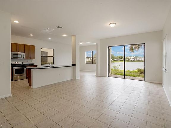 4th image of 5265 Beckton Rd