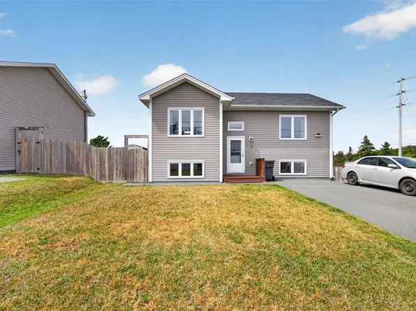 7 Buckingham Drive, Conception Bay South, NL A1W4H8