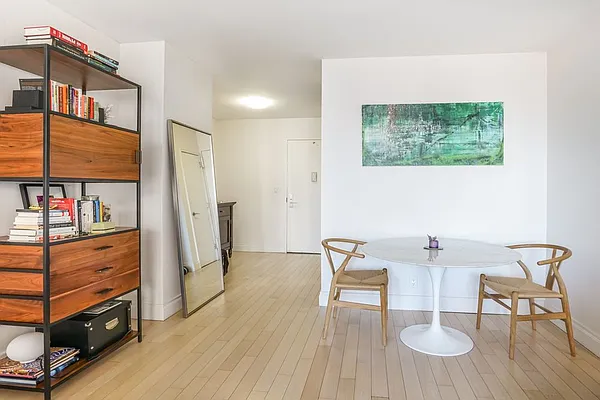 Rented by RHI Group | media 14