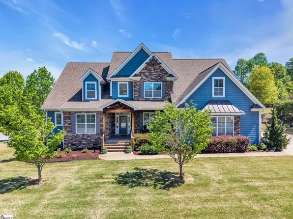 10 Hunters Landing Dr, Greer, SC 29651
