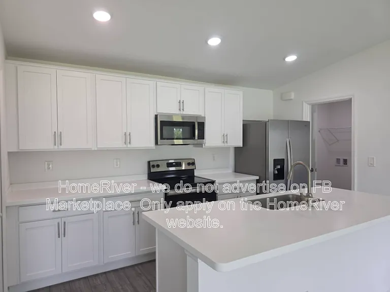 4303 NE 12th Ct — Photo 12