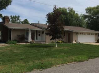 204 N 10th St, Albia, IA 52531