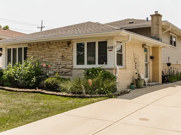 8409 W Johanna Dr, Niles, IL 60714