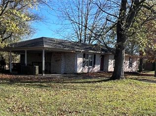 325 Meadow Ln, Hanover, IN 47243