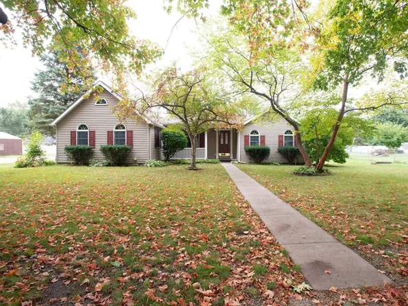 1002 S 13th St, Goshen, IN 46526