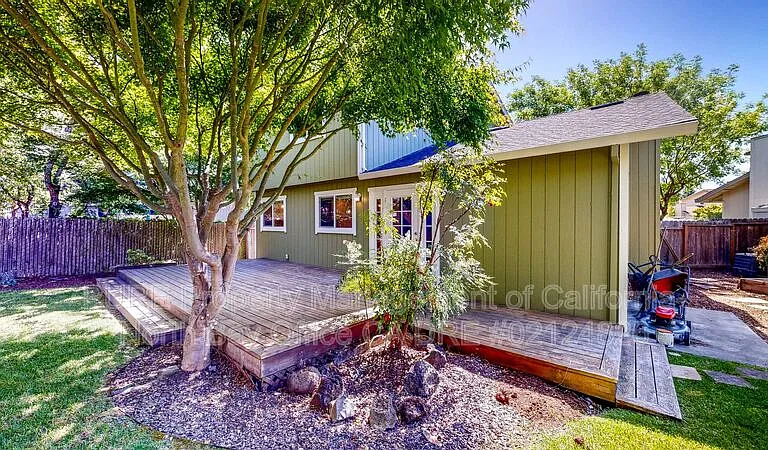 360 Manka Cir — Photo 39
