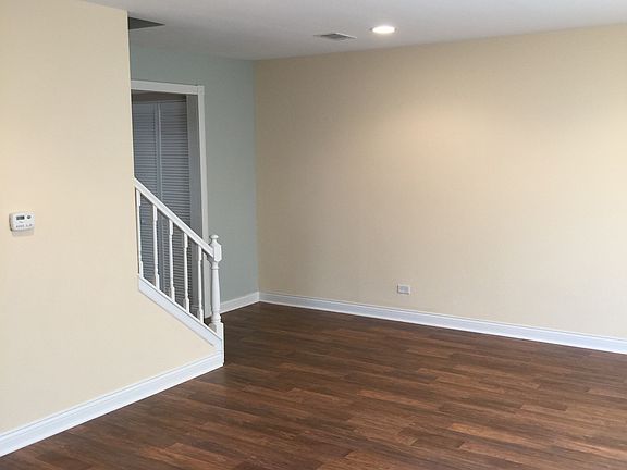 2nd image of 627 Shaw Ct