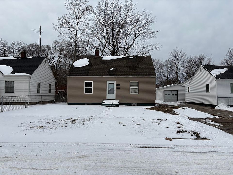 1st image of 1250 Superior St