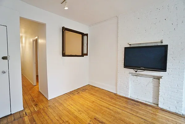 Rented by Best Apartments North Inc | media 17