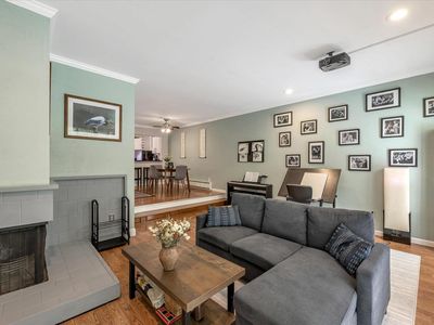 842 Reichert Ave APT 5, Novato, CA, 94945