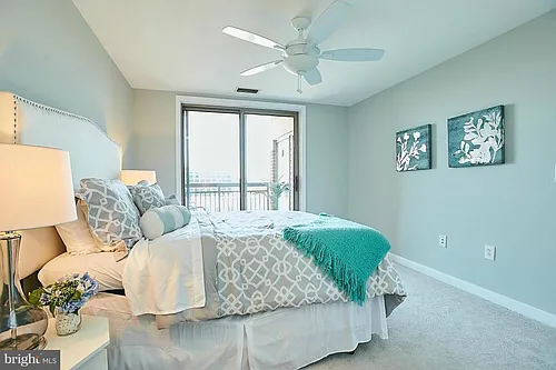 901 N Monroe St #1413 Photo 1
