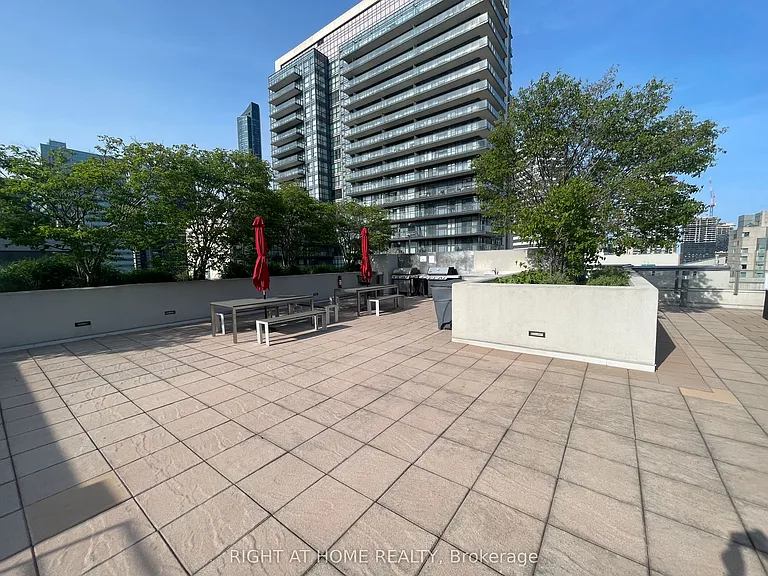 111 Elizabeth St #602 — Photo 4