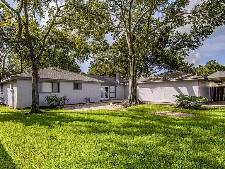 2716 Pine Cone Ln — Photo 30