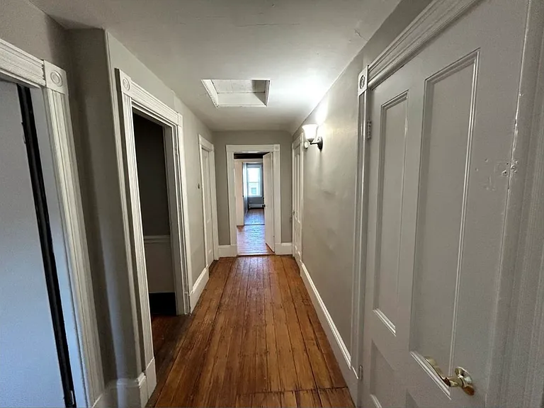 5 Falcon St #2 — Photo 8