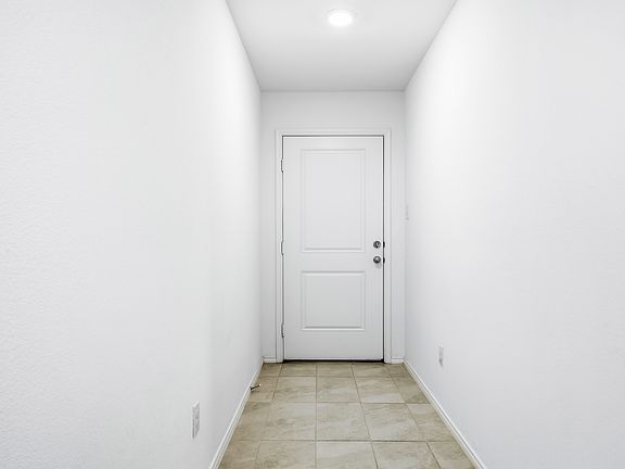 4th image of 9609 Lightfoot Rd