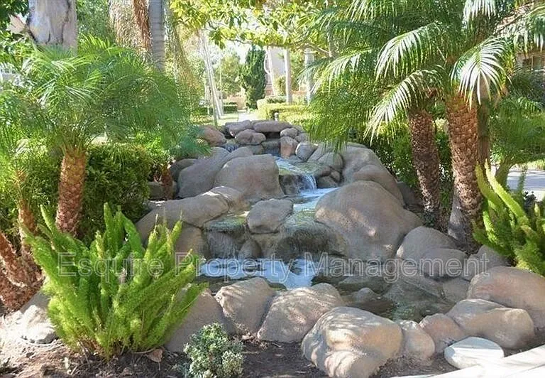 1255 Jamaica Ln — Photo 11