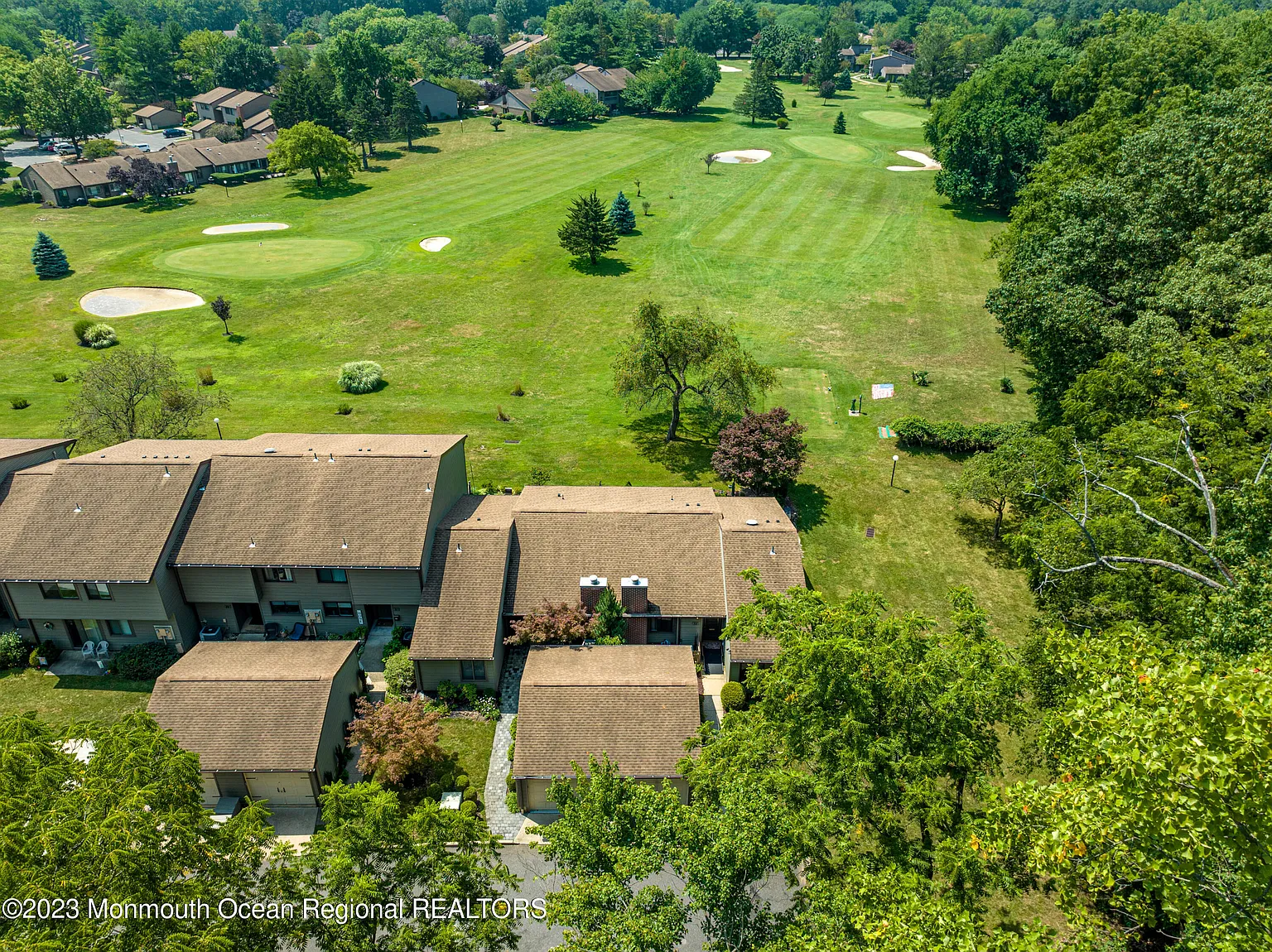 35 Andover Court photo 1