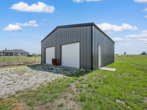 3rd image of 120 Croft Ct