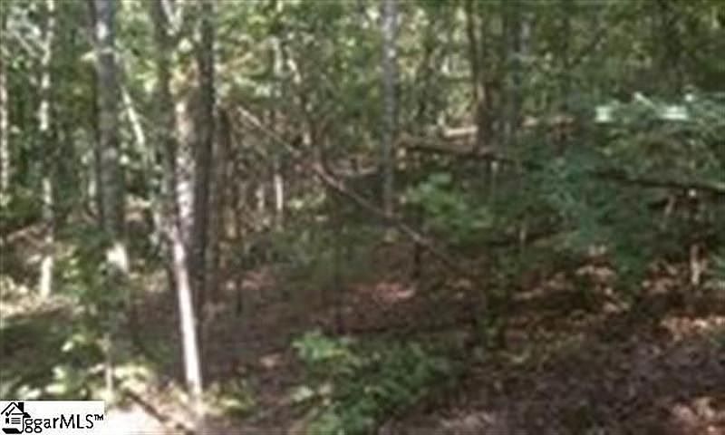 1st image of 16 Peakwood Trl