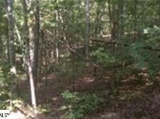16 Peakwood Trl, Marietta, SC 29661