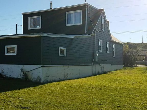 3rd image of 1123 2nd St N