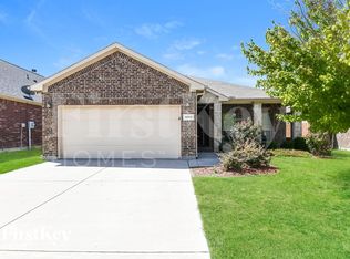 1013 Jodie Dr, Weatherford, TX 76087